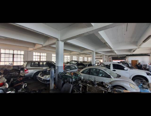 505M² WAREHOUSE FOR SALE IN GLENWOOD